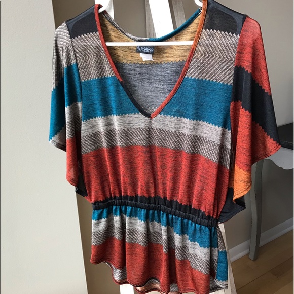 Daytrip Tops - Daytrip (Buckle) Cinched-Waist Top